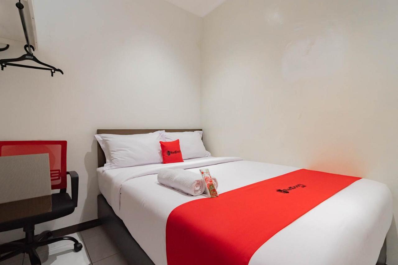 RedDoorz Plus @ Pakuan Residence Tajur Bogor Zewnętrze zdjęcie