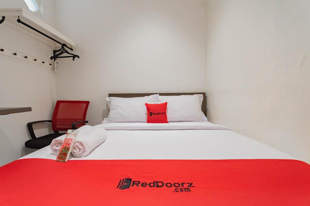 RedDoorz Plus @ Pakuan Residence Tajur Bogor Zewnętrze zdjęcie